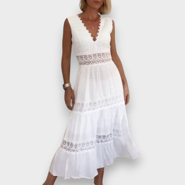 Elegantní krajkové šaty s výstřihem do V – Elsbeth