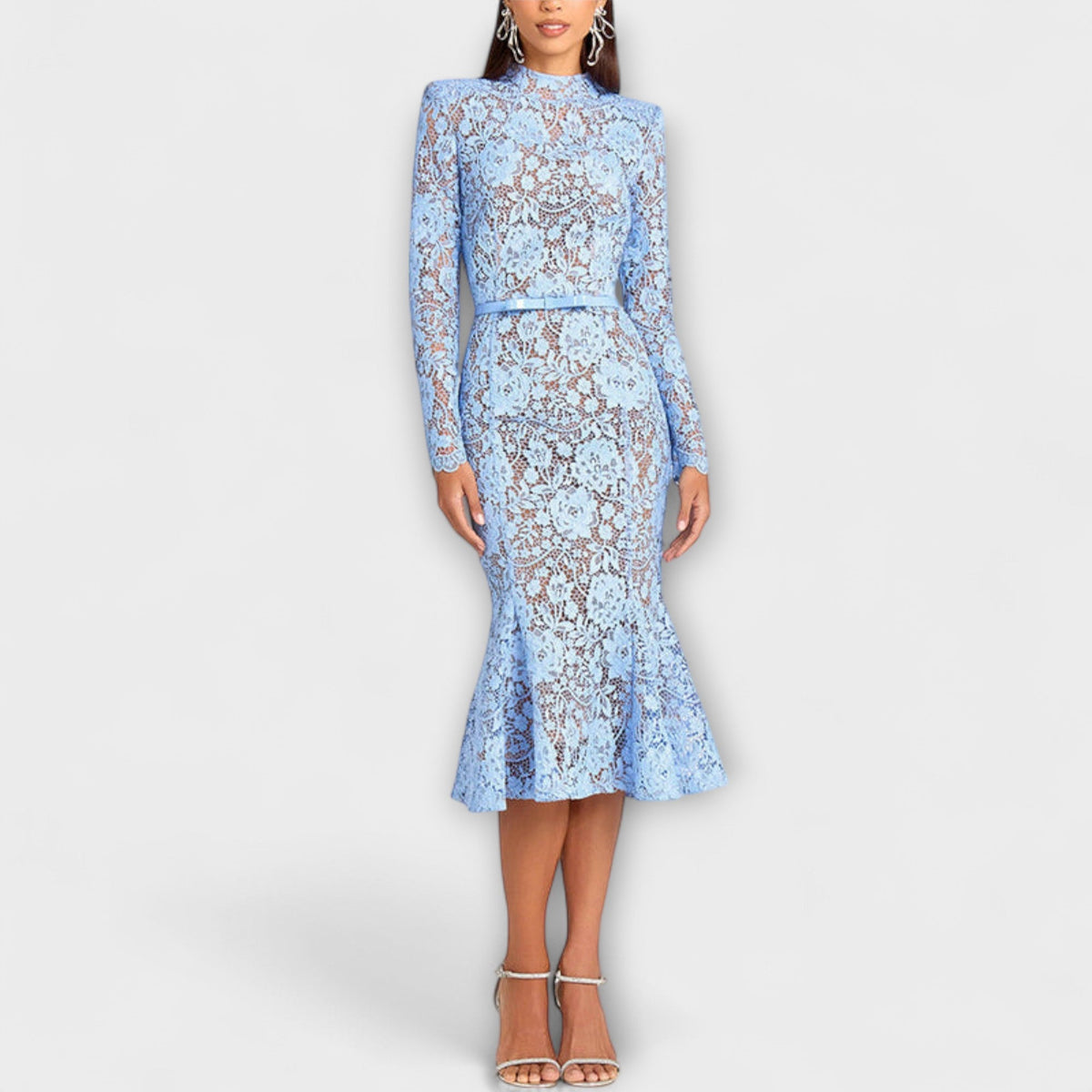 Elegantní midi šaty z květované krajky